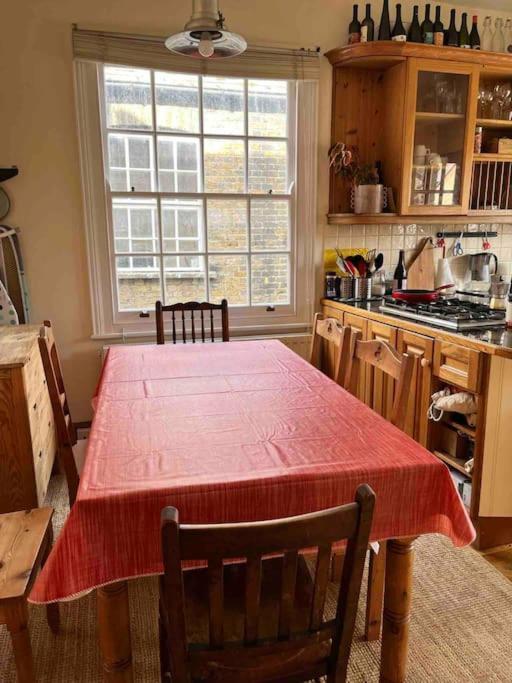 לונדון Cb53 Tower Bridge Townhouse 2 Bathrooms & Free Parking מראה חיצוני תמונה